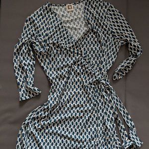 Anne Klein Signature Classic Faux Wrap in Deep Green and White Pattern